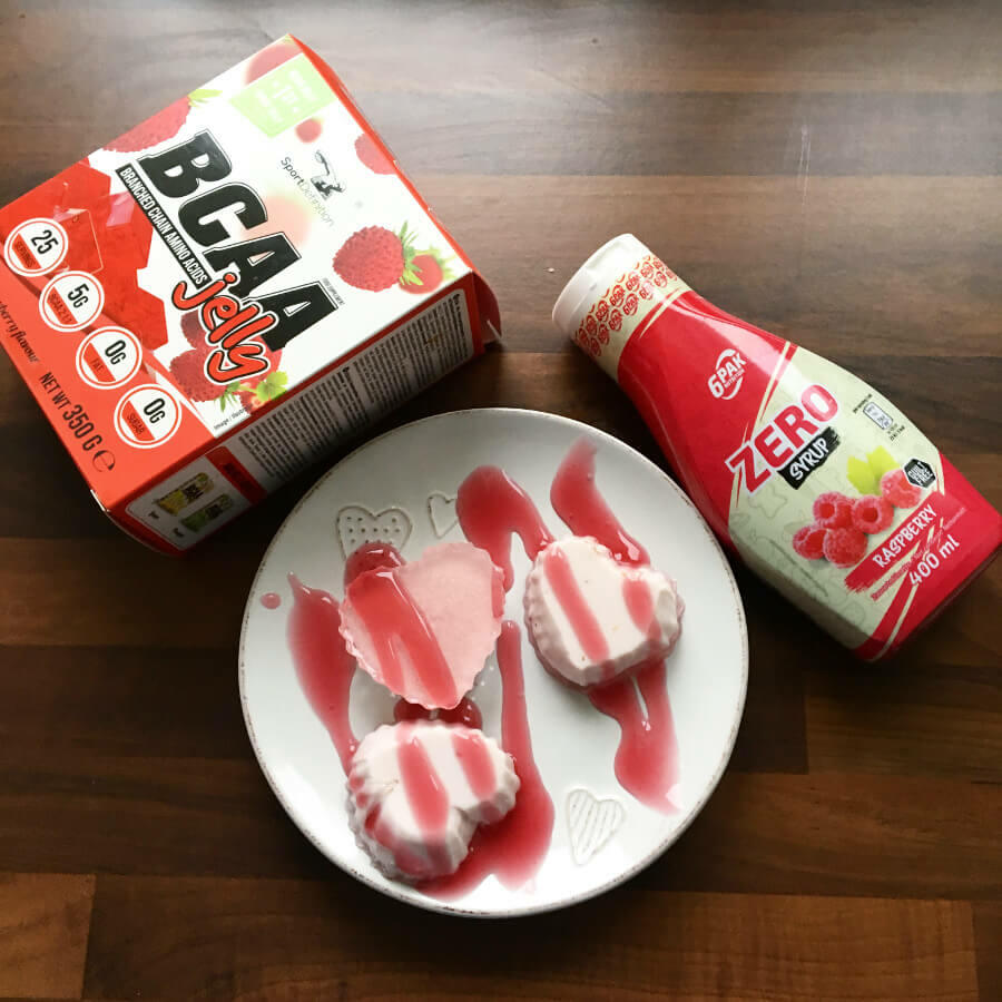 PRZEPIS: Ptasie mleczko z galaretką, które ma tylko 52 kcal!